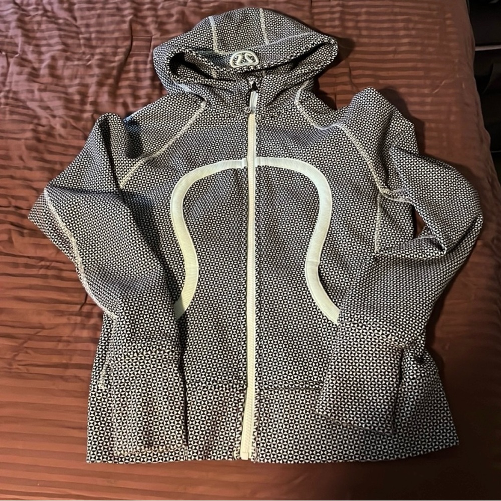 lululemon athletica Women's Black and White Jacket